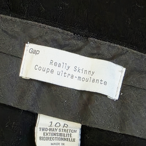 GAP Women's Black Jeans - Picture 2 of 4